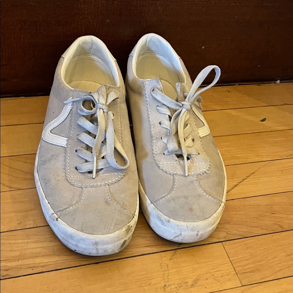 Vans Cream and White Sneakers - Picture 3 of 4